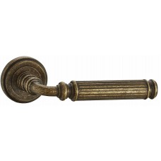 Дверная ручка Vantage V33 на круглой розетке BR состаренная брон